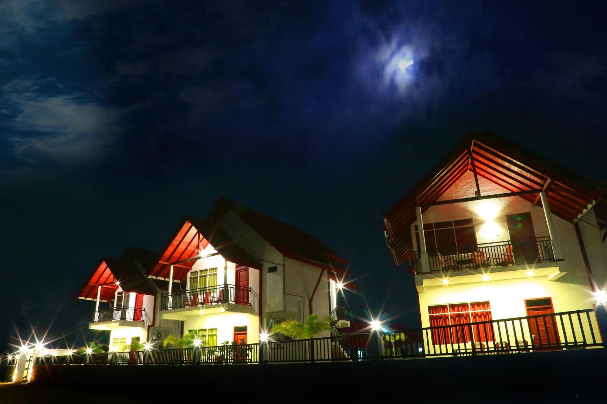 Avonil Resort Yala Tissamaharama Exterior photo