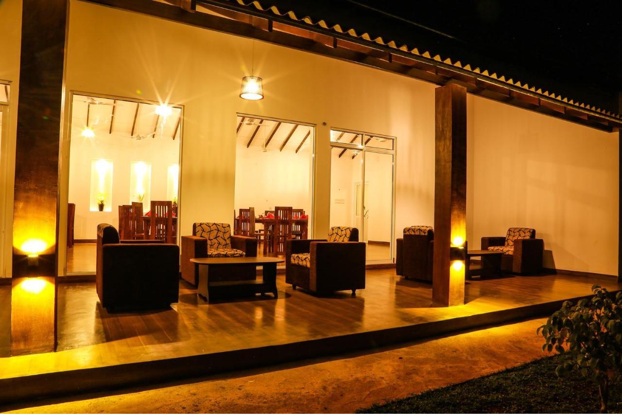 Avonil Resort Yala Tissamaharama Exterior photo