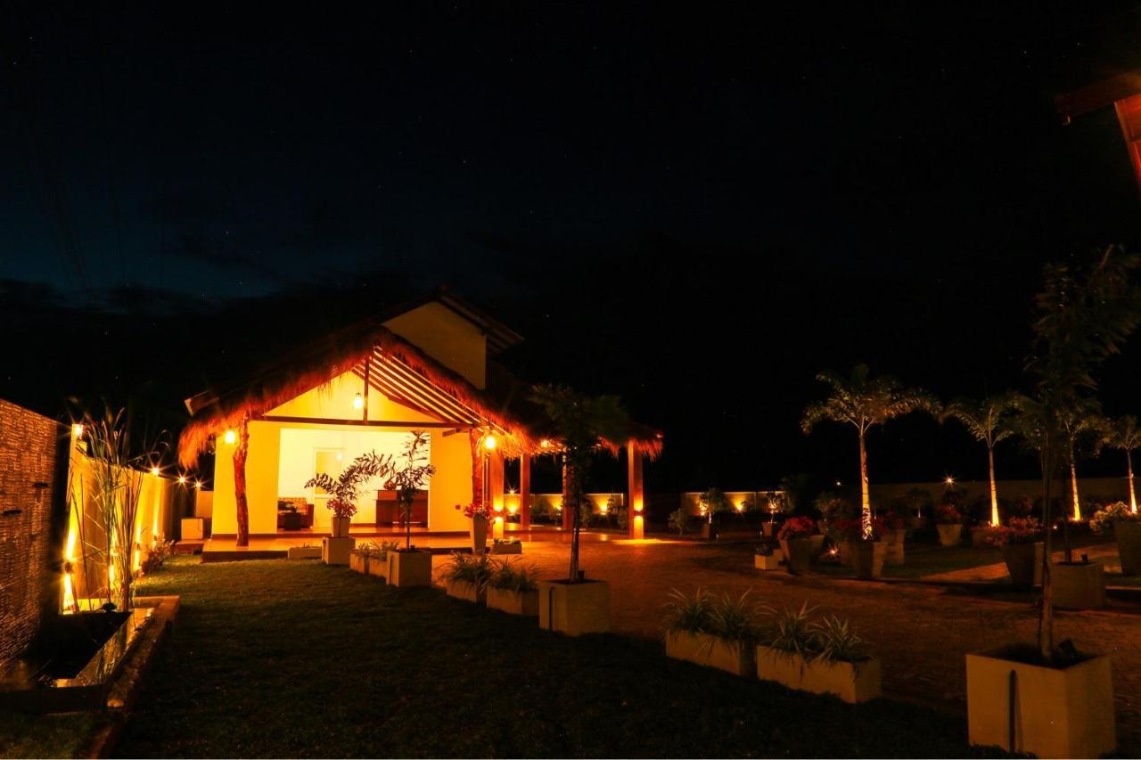 Avonil Resort Yala Tissamaharama Exterior photo